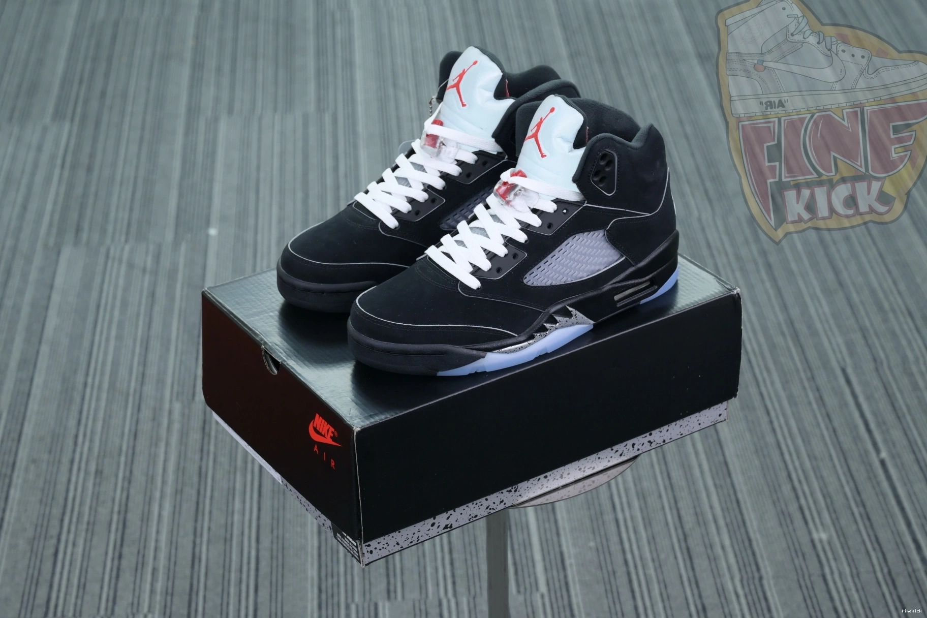 5“BLACK REIMAGINED” METALLIC Air Jordan Jordan 1101